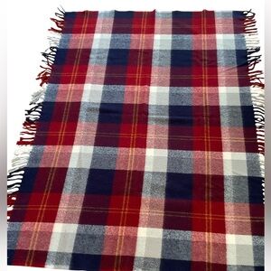 Faribo plaid wool and acrylic  throw 54x40